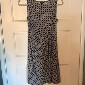 Ann Taylor Elegant Black and White Patterned Dress small Petite